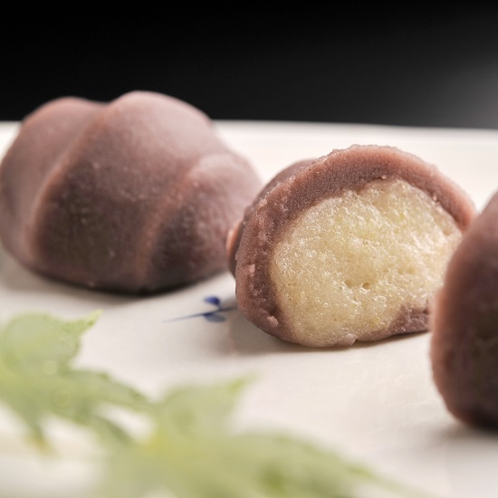 粟のあんころ餅 土用餅 季節の大福と和菓子 香川県 夢菓房たから